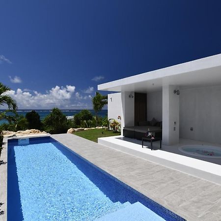 Feliz Villa Suite Miyakojima Ueno Esterno foto